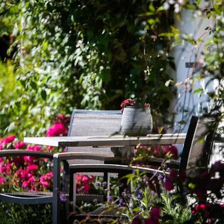 Garni Zur Alten Post 3*