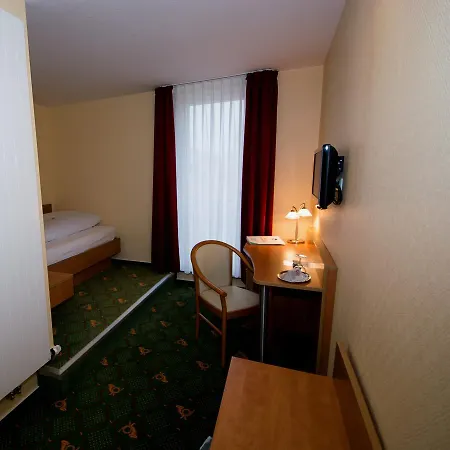 Garni Zur Alten Post Hotel 3*